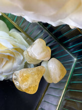 Load image into Gallery viewer, Citrine