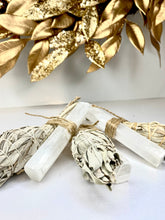 Load image into Gallery viewer, Californian White Sage & Selenite Bundle
