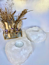 Load image into Gallery viewer, White Quartz Tea Light Holder