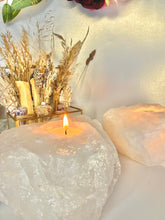 Load image into Gallery viewer, White Quartz Tea Light Holder