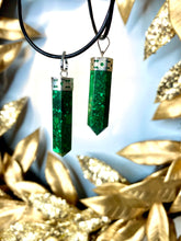 Load image into Gallery viewer, Malachite Pendant