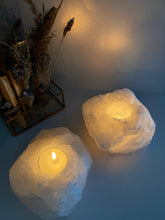 Load image into Gallery viewer, White Quartz Tea Light Holder