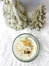 Load image into Gallery viewer, Christmas Candle