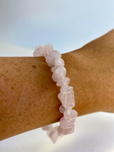 Load image into Gallery viewer, ROSE QUARTZ CHIP