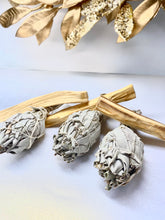 Load image into Gallery viewer, PALO SANTO AND CALIFORNIAN WHITE SAGE BUNDLE