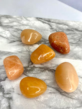 Load image into Gallery viewer, Peach Aventurine