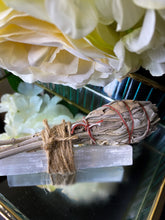 Load image into Gallery viewer, Californian White Sage & Selenite Bundle