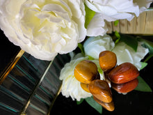 Load image into Gallery viewer, Yellow Jasper